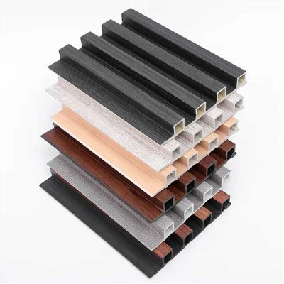 Geriffelte WPC-Platte